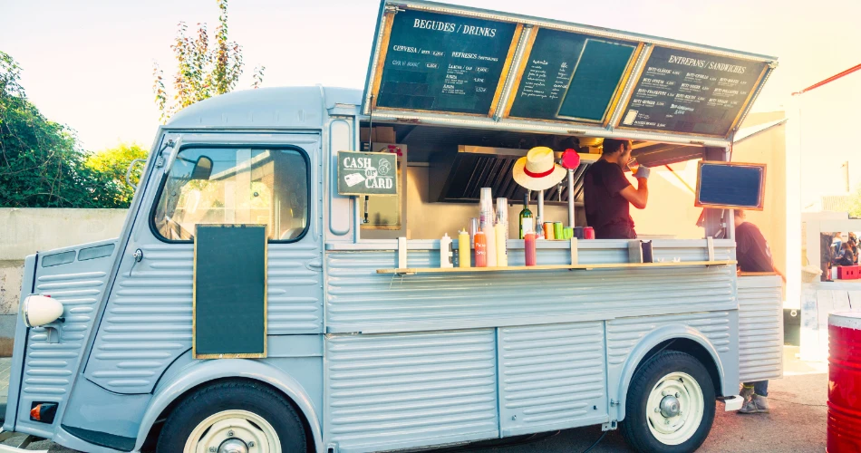 Must-Try Foods in Los Angeles, United States for Food Lovers
